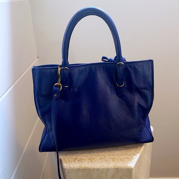 Balenciaga Mini Papier A4 Tote Bag - Picture 3 of 12